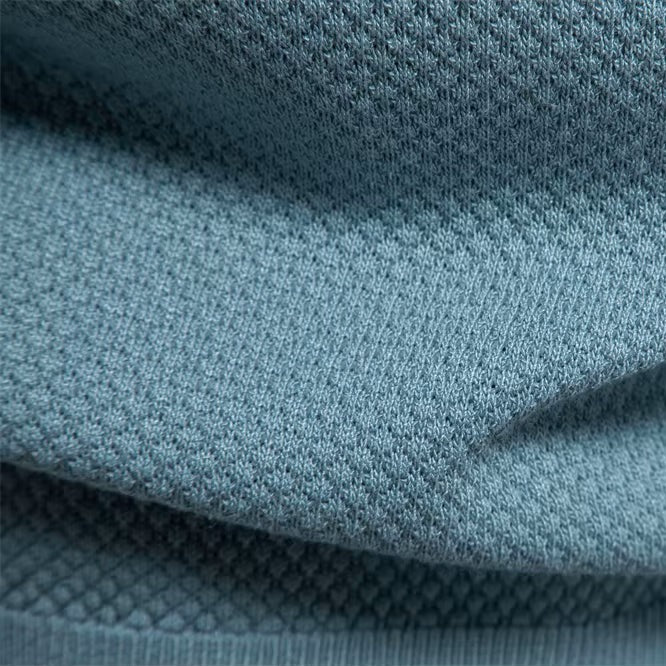 POLO CAPRI CON CUELLO EN V